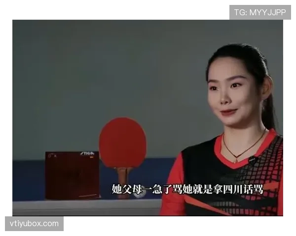 何卓佳豪宅厨房比五星级酒店还讲究，估计饭菜上桌都得排队抢着拍照吧