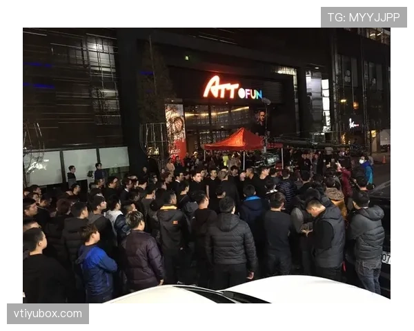 施洋训练完直接去夜店蹦到凌晨?这作息谁顶得住啊 施洋训练完直接去夜店蹦到凌晨?这作息谁顶得住啊